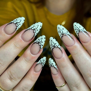 24 White Polka Dots Nails | Bow polka dot design | False nail set 1pc Nail File