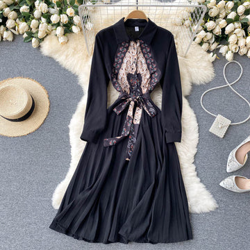 90s Guochao Retro Print Mid-Length Pleated Dress