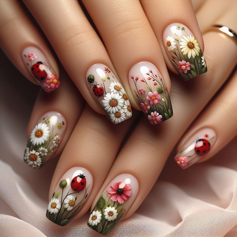 24pcs Short Square Ladybug Butterfly Flower Nails