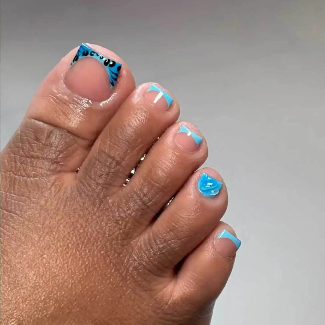 Summer Blue French Tip Fake Toenails 24Pcs Nude Color Press On Toe Nails Simple DIY Manicure Full Cover Acrylic False Toenails