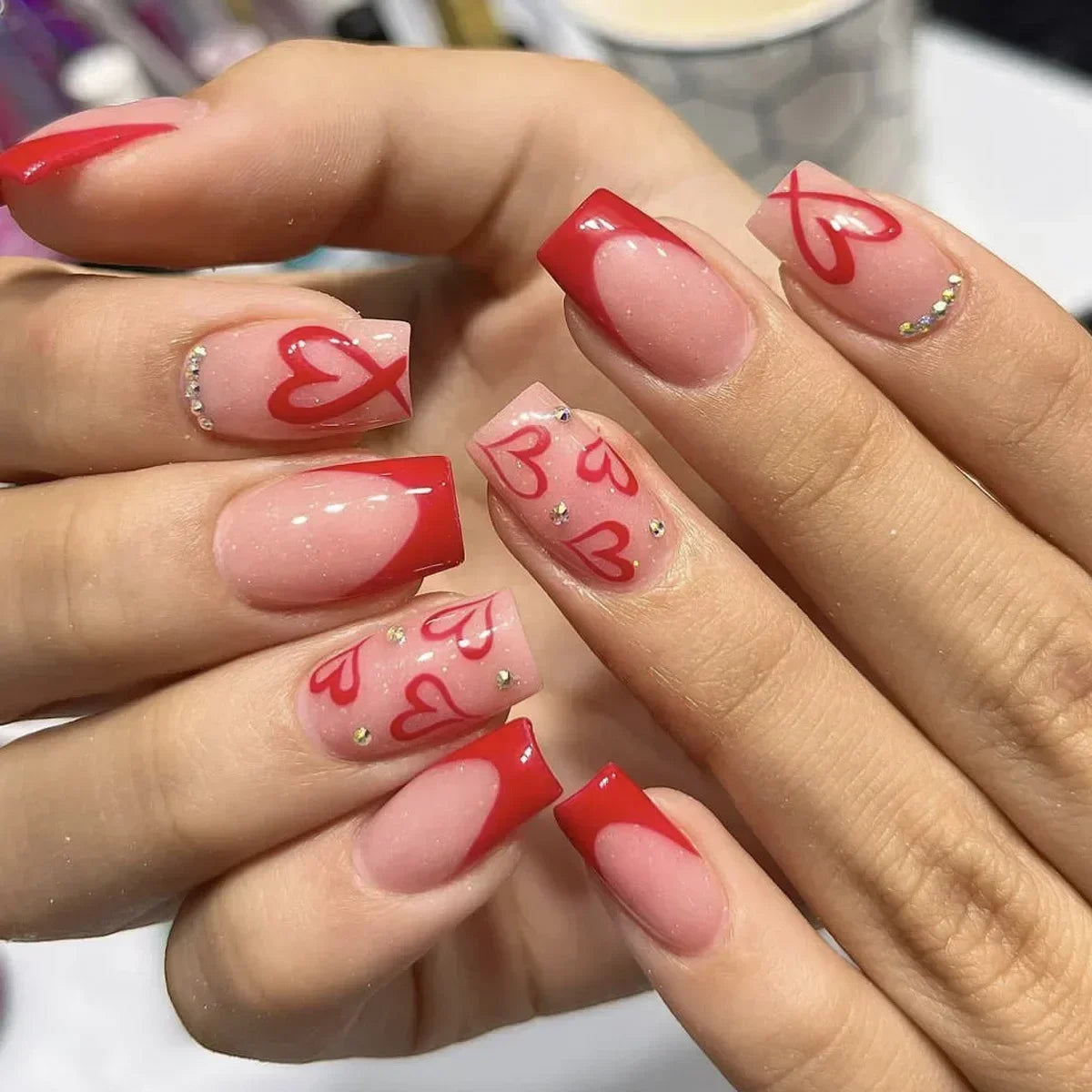 24Pcs Valentine's Day Fake Nails | Press Ons Red Heart Inlaid Diamond False Nails | Acrylic Short Square Nail