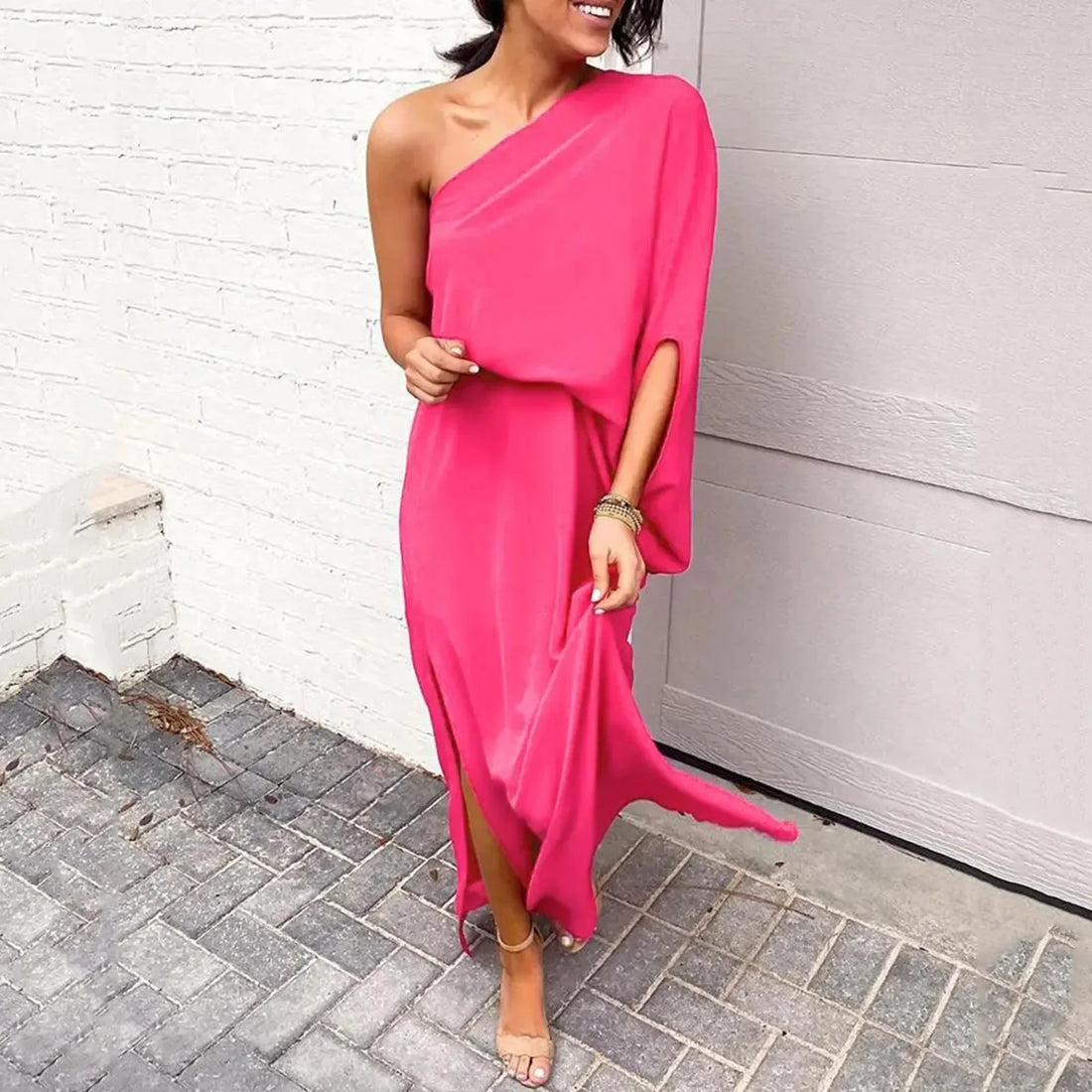 Graceful Summer Dress with One Shoulder and Flattering Split Hem
