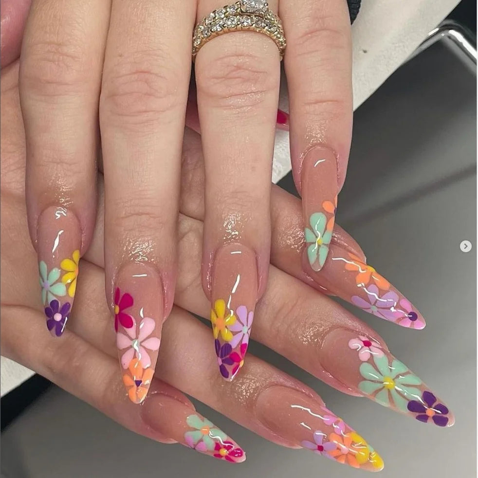 24 Simple Flower Nail Designs | Almond Design Long Stiletto French False Nails
