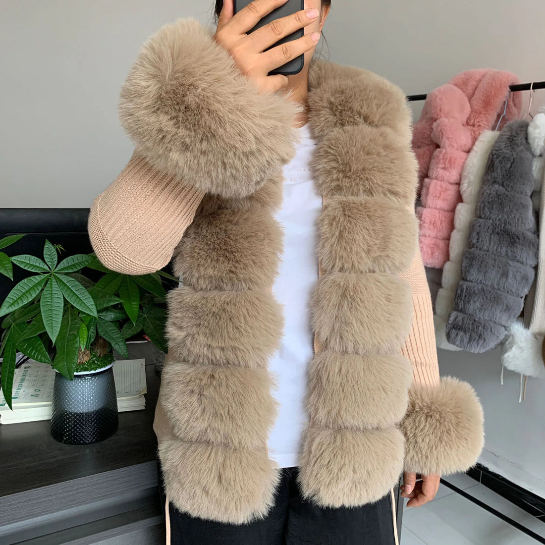 Faux Fur Knit Sweater Cardigan | Knitted sweater with faux fox fur collar Ladies Fashion Coat
