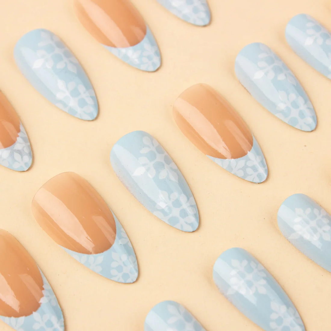 24 Christmas Fake Nails Short  | Mint Blue Snowflake Manicure | False Nail