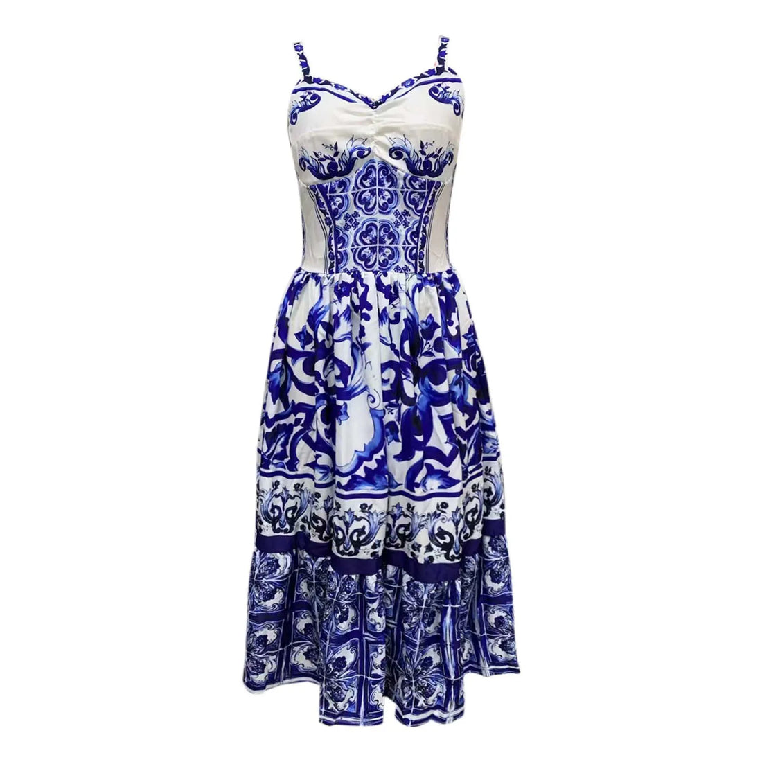 Boho Chic Sleeveless Maxi Dress with Elegant Floral Design