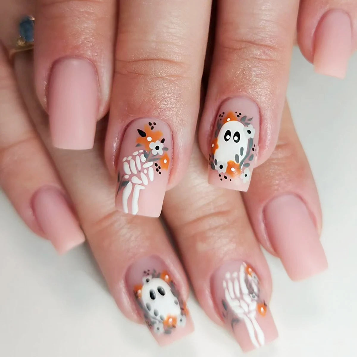 24 Halloween Themed Nails | Frosted Style Halloween Series Cute Ghost Flower Style