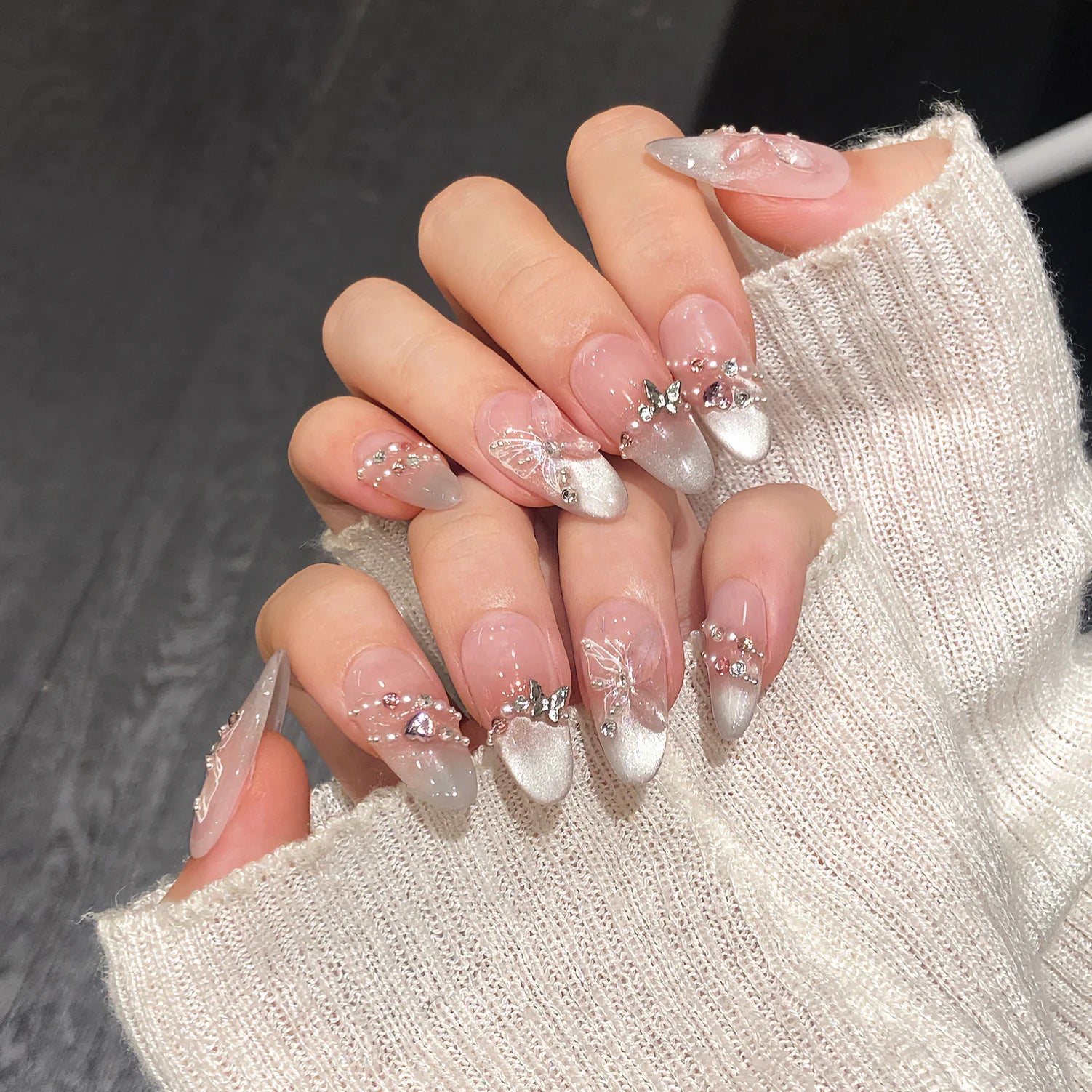 10Pcs Pink Cat’s Eye French Fake Nails with Butterfly Design