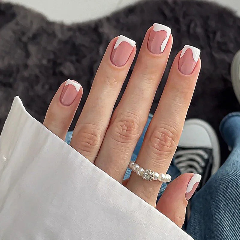 24 Pink Nails For School Short With White Edge French Flower Design Press on Fake Nails
