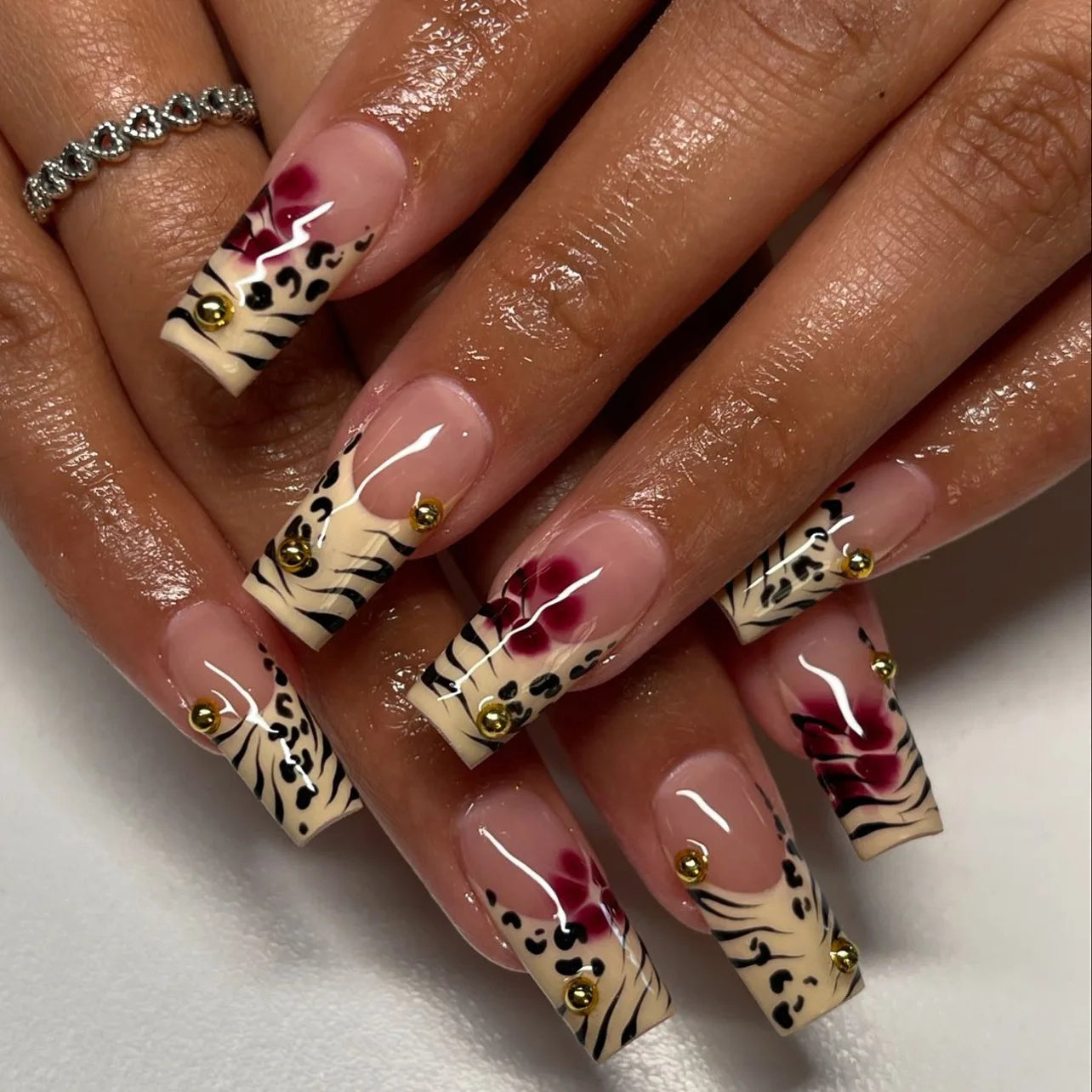 24 Leopard Print Flower Nails | French Red Flowers Fake Nails | Fashion Detachable False Nail