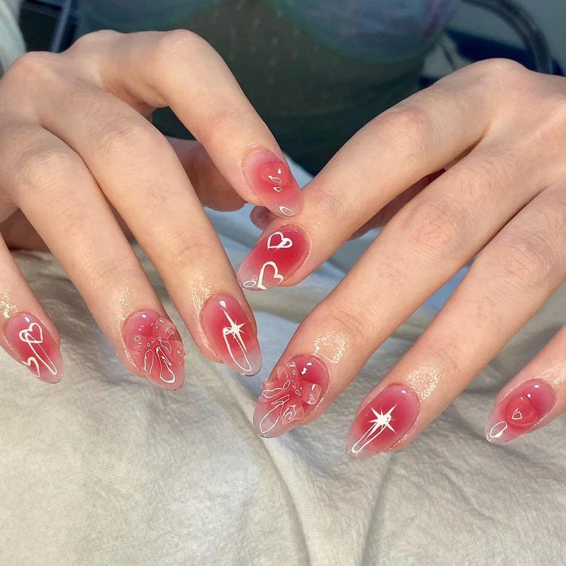 24 Red Bow Nails | Fake Nails with Red Smudge 3D Bow Design False Nails