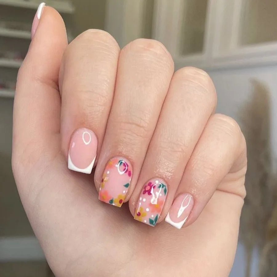24Pcs Classy Pink French Style Nails