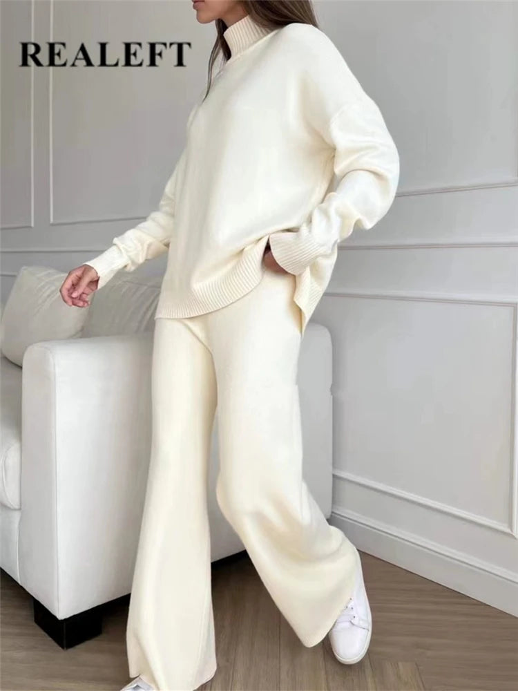Women's Knitted 2-Piece Winter Set – Turtleneck Sweater & Jogging Pants